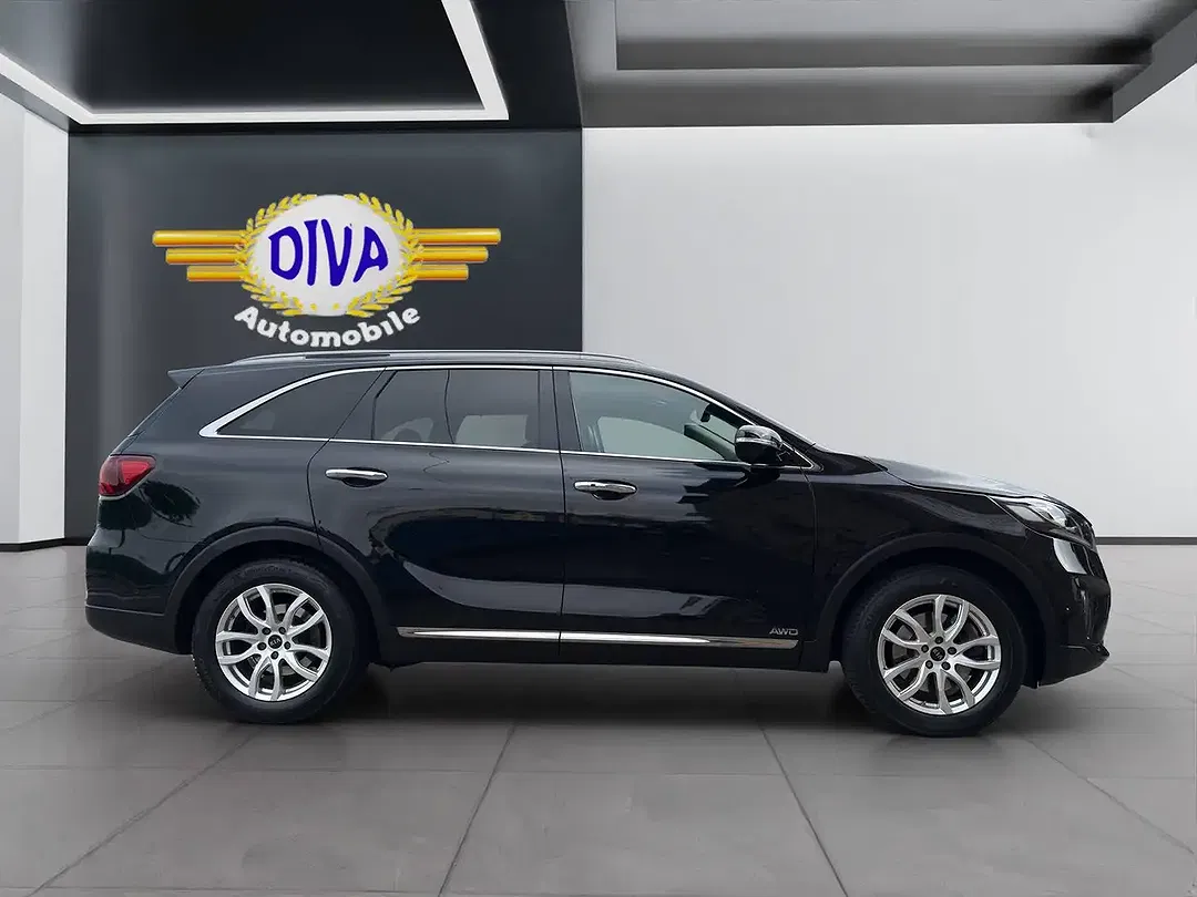 Kia Sorento - Thumbnail 6