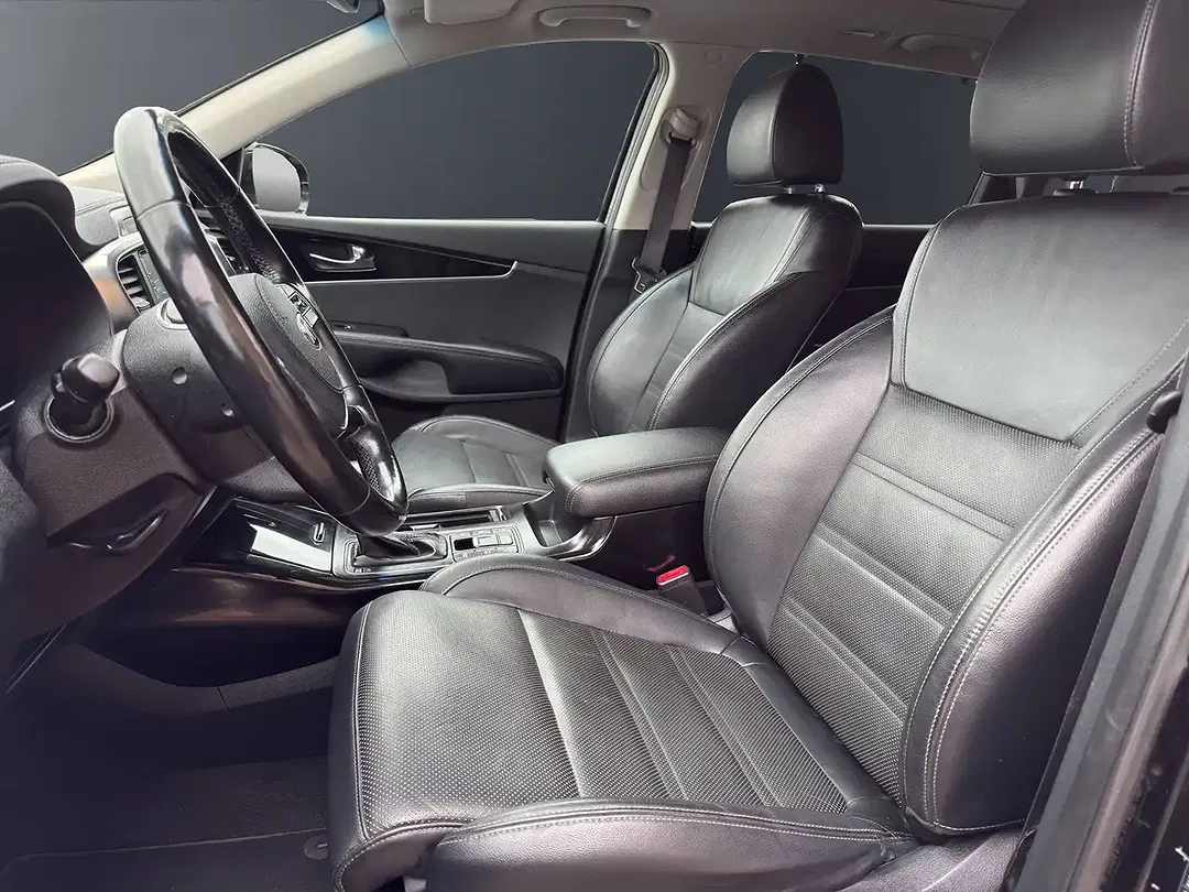 Kia Sorento - Thumbnail 9