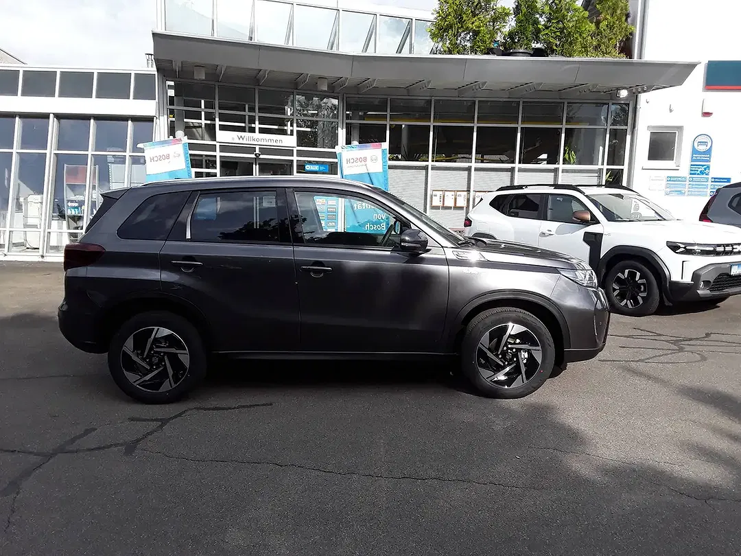Suzuki Vitara - Thumbnail 2