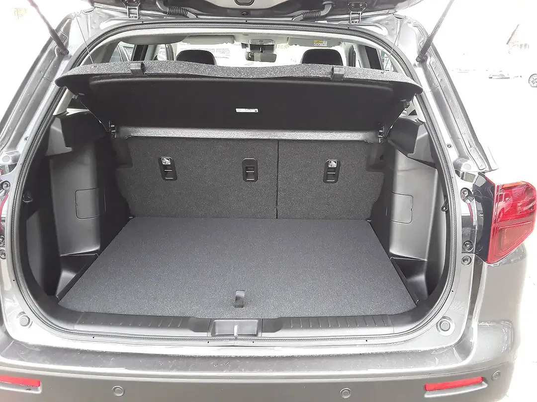 Suzuki Vitara - Thumbnail 6