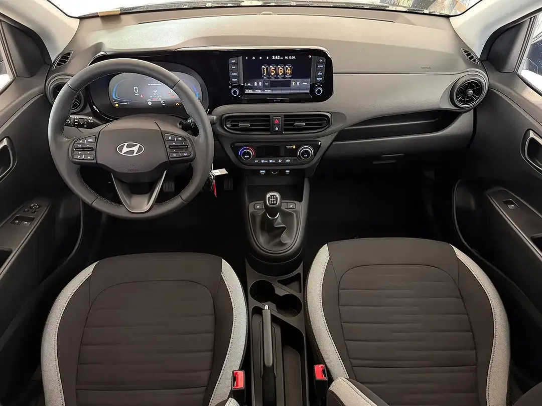 Hyundai i10 - Thumbnail 9