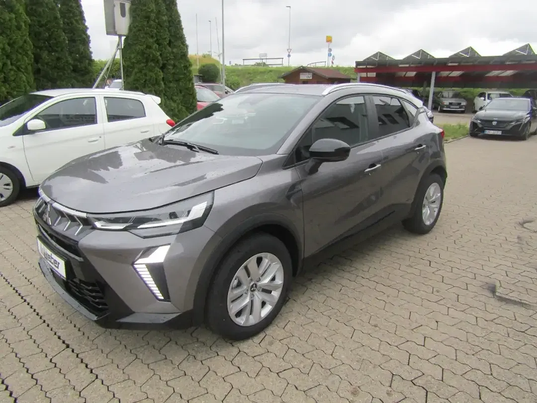 Mitsubishi ASX - Thumbnail 2