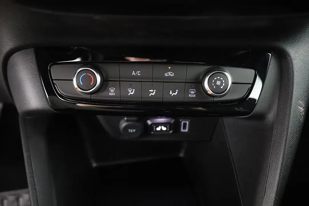 Opel Corsa - Thumbnail 11
