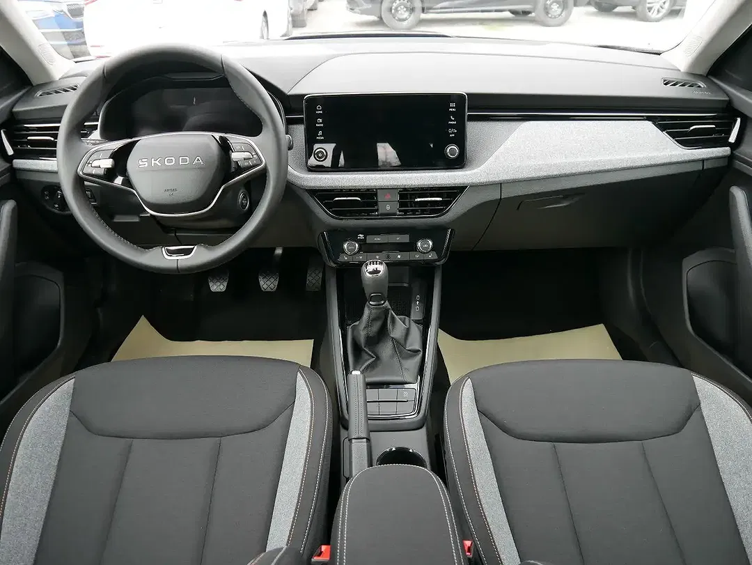 Skoda Kamiq - Thumbnail 11