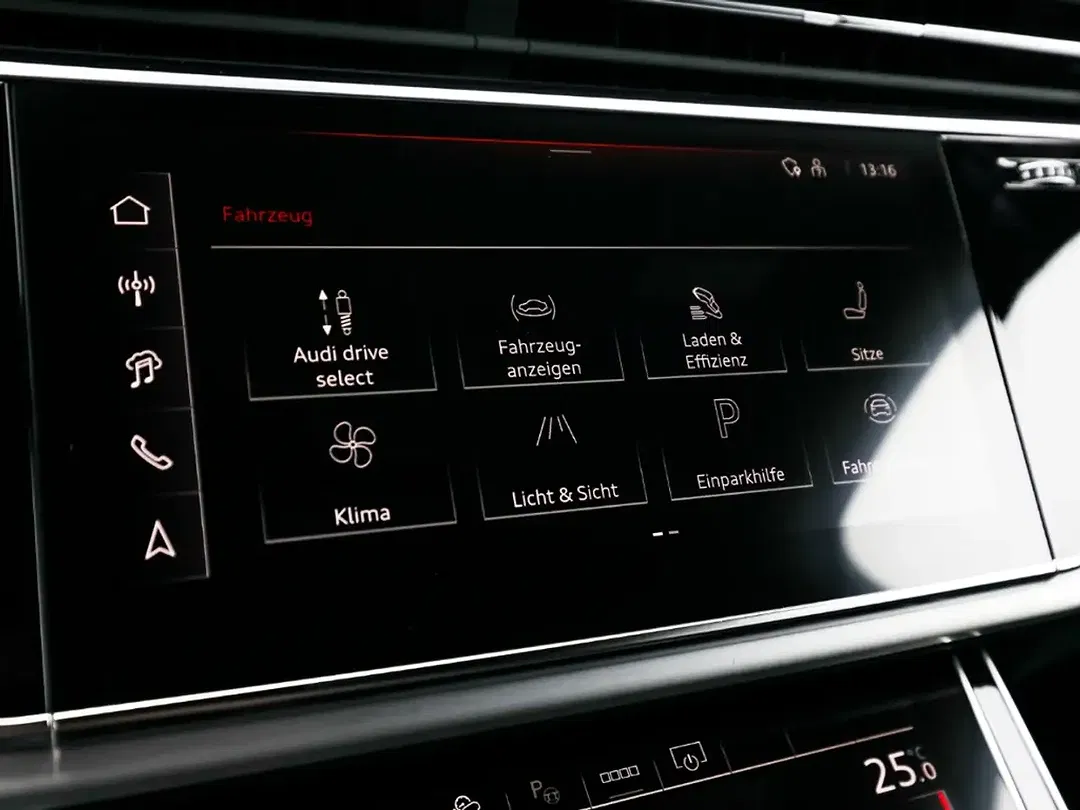 Audi Q7 - Thumbnail 13