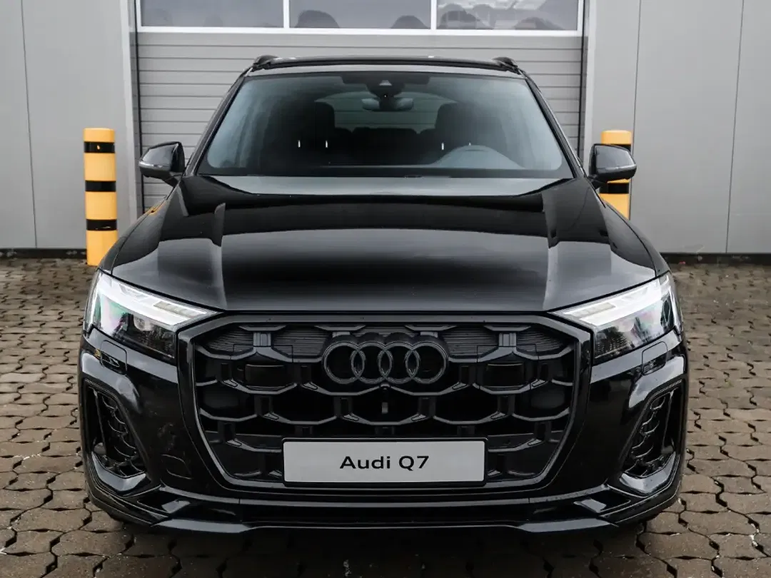 Audi Q7 - Thumbnail 3