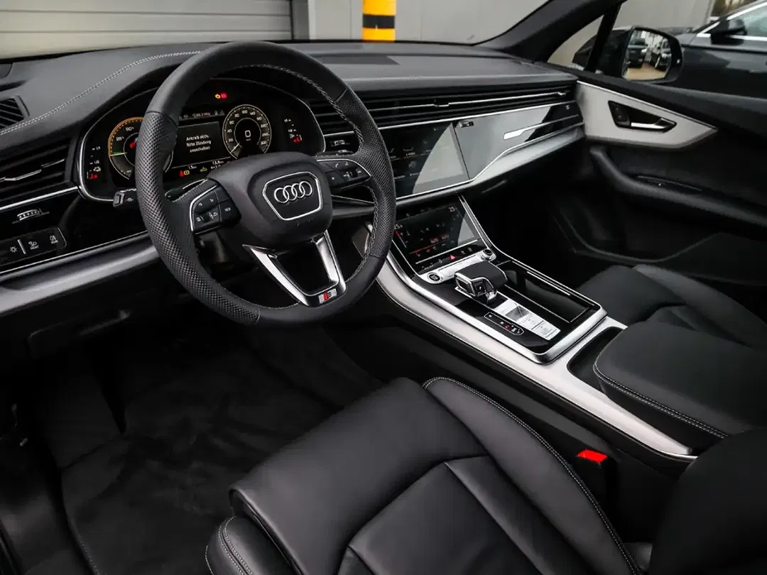 Audi Q7 - Thumbnail 9