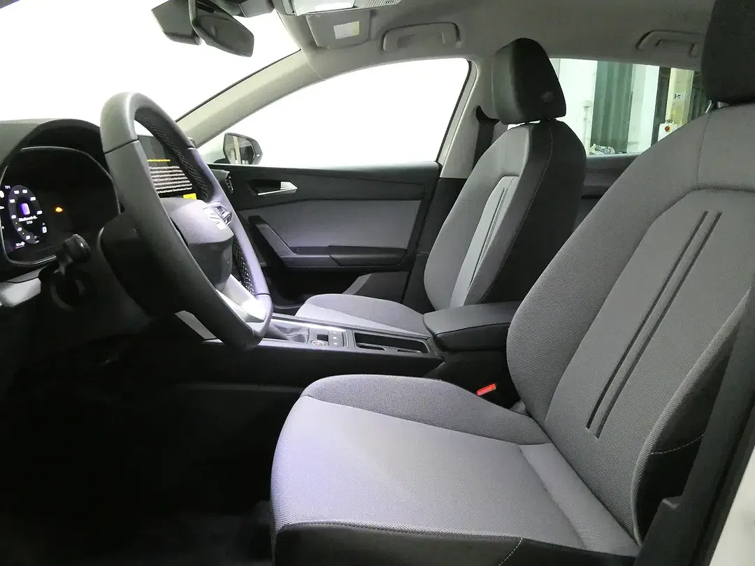 SEAT Leon - Thumbnail 10