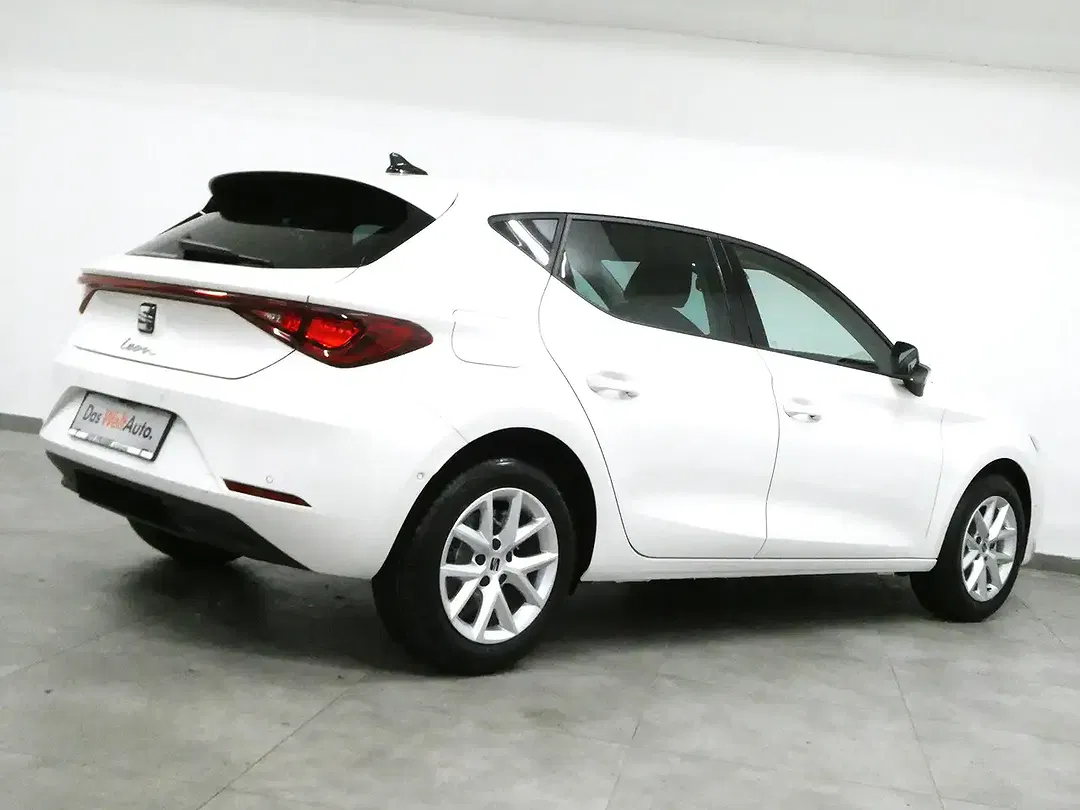 SEAT Leon - Thumbnail 4