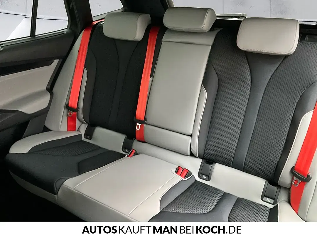 Skoda Enyaq - Thumbnail 6