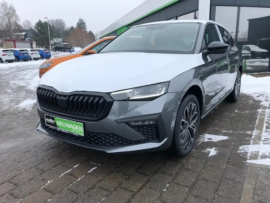 Skoda Scala - Thumbnail 2