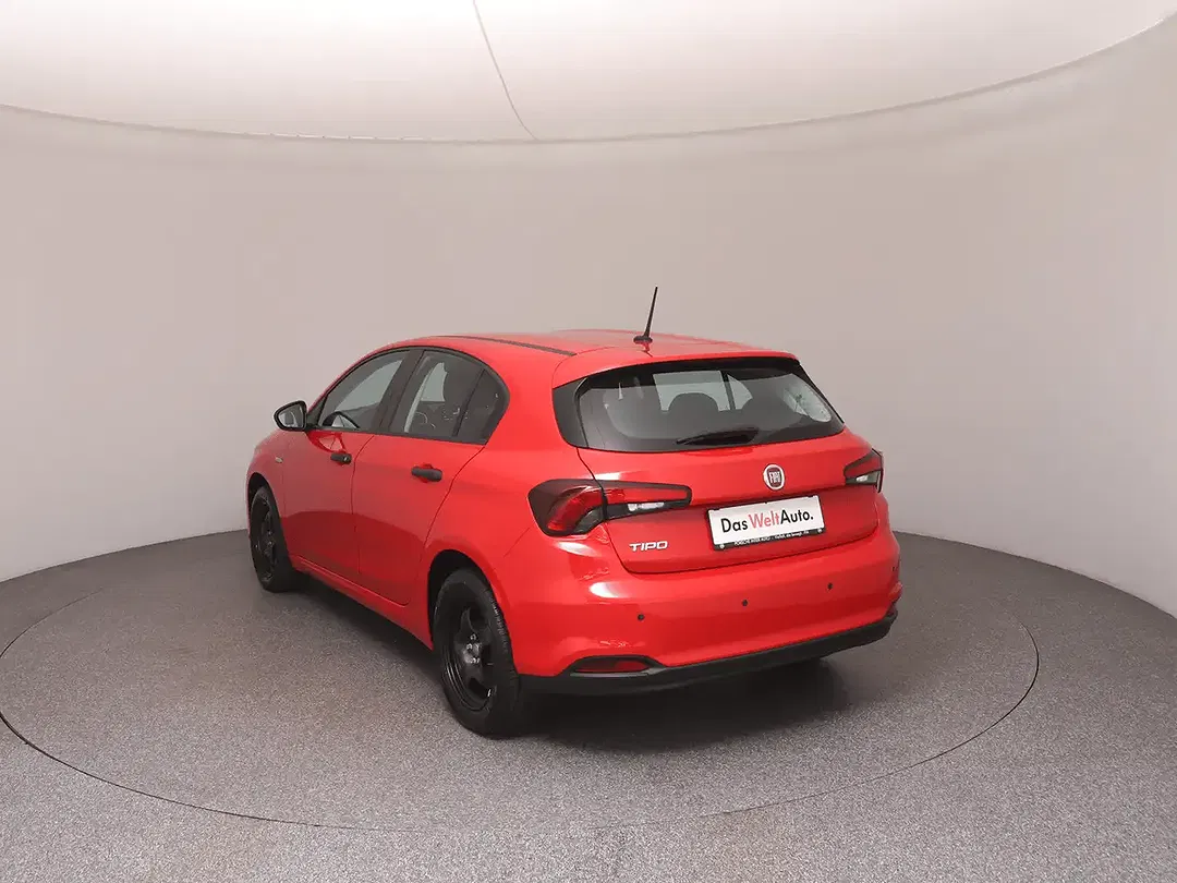 Fiat Tipo - Thumbnail 3