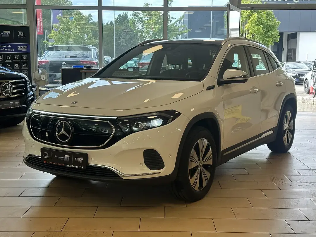 Mercedes-Benz EQA 250 MBUX