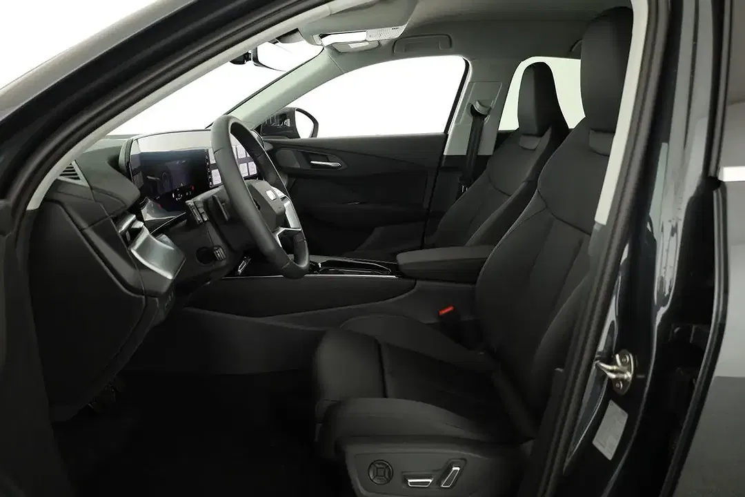 Audi Q3 - Thumbnail 11