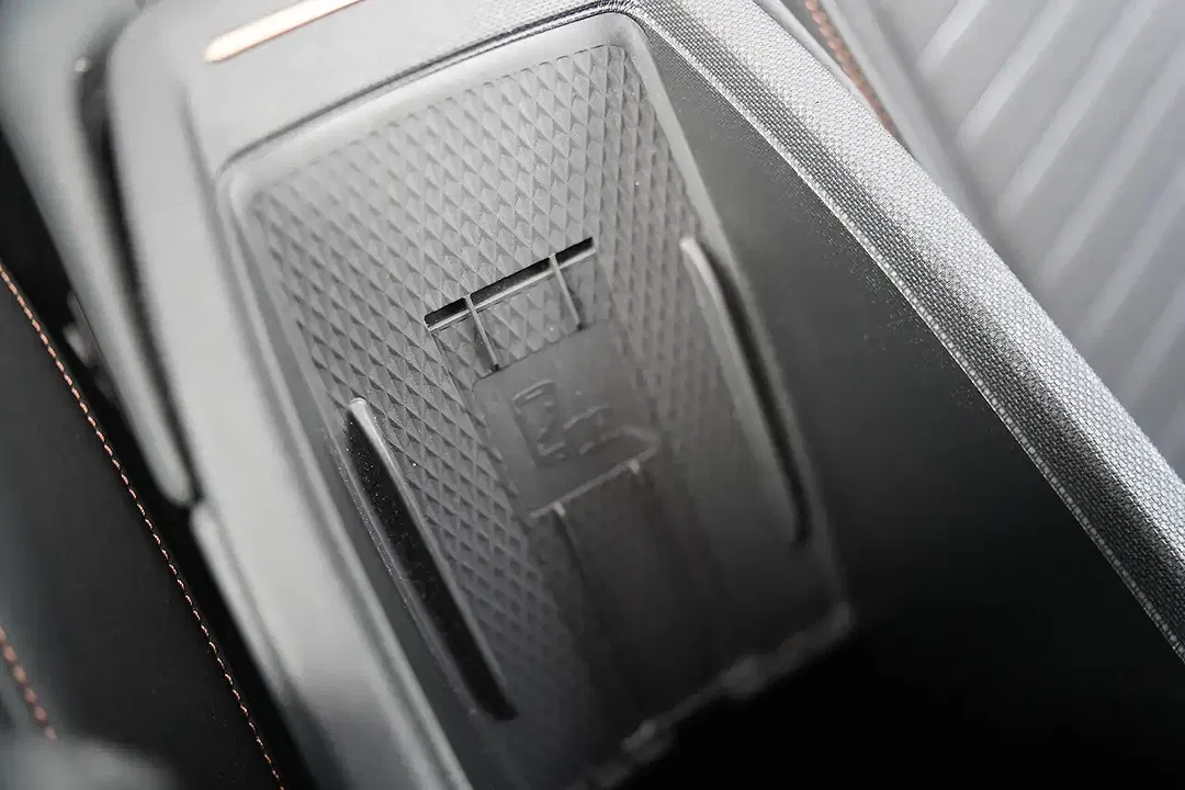 CUPRA Born - Thumbnail 22
