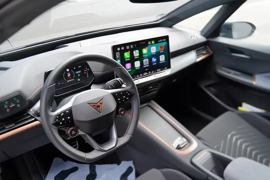CUPRA Born - Thumbnail 3