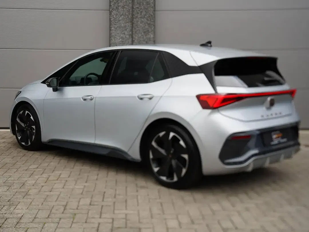 CUPRA Born - Thumbnail 9