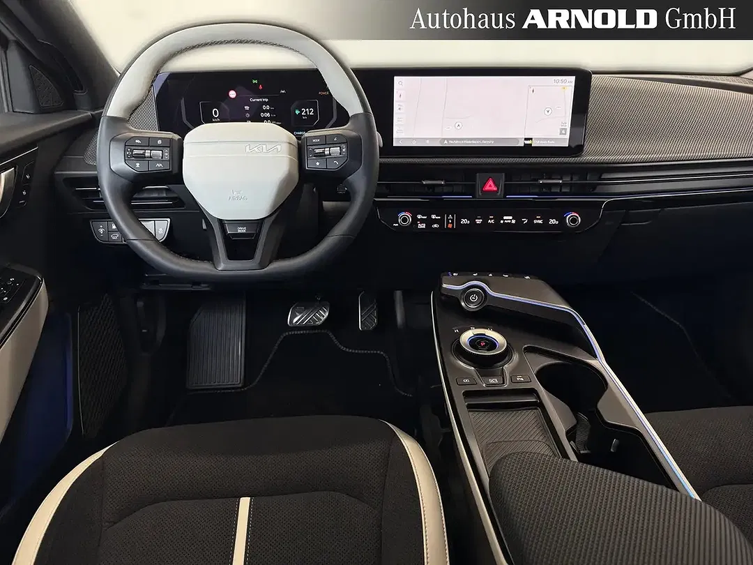 Kia EV6 - Thumbnail 8