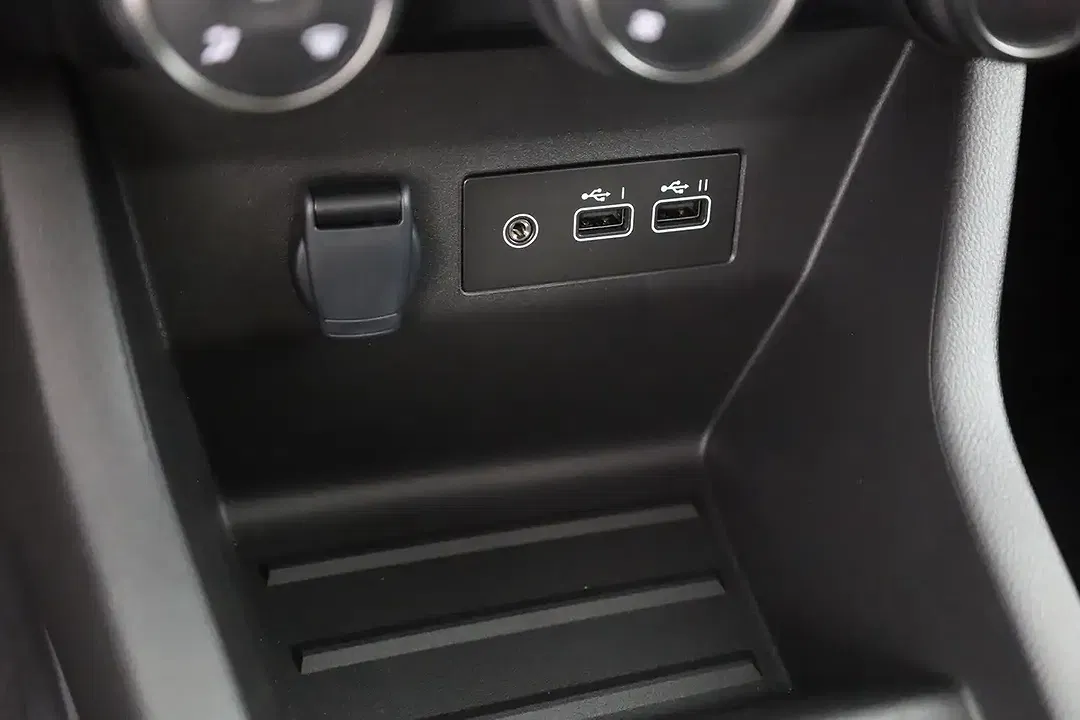 Renault Clio - Thumbnail 12