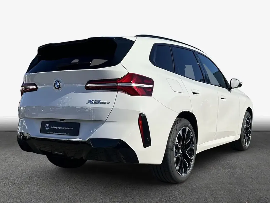 BMW X3 - Thumbnail 2
