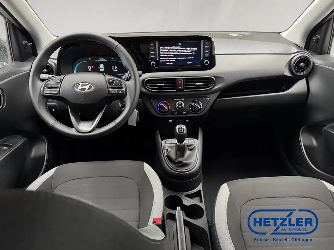 Hyundai i10 - Thumbnail 11