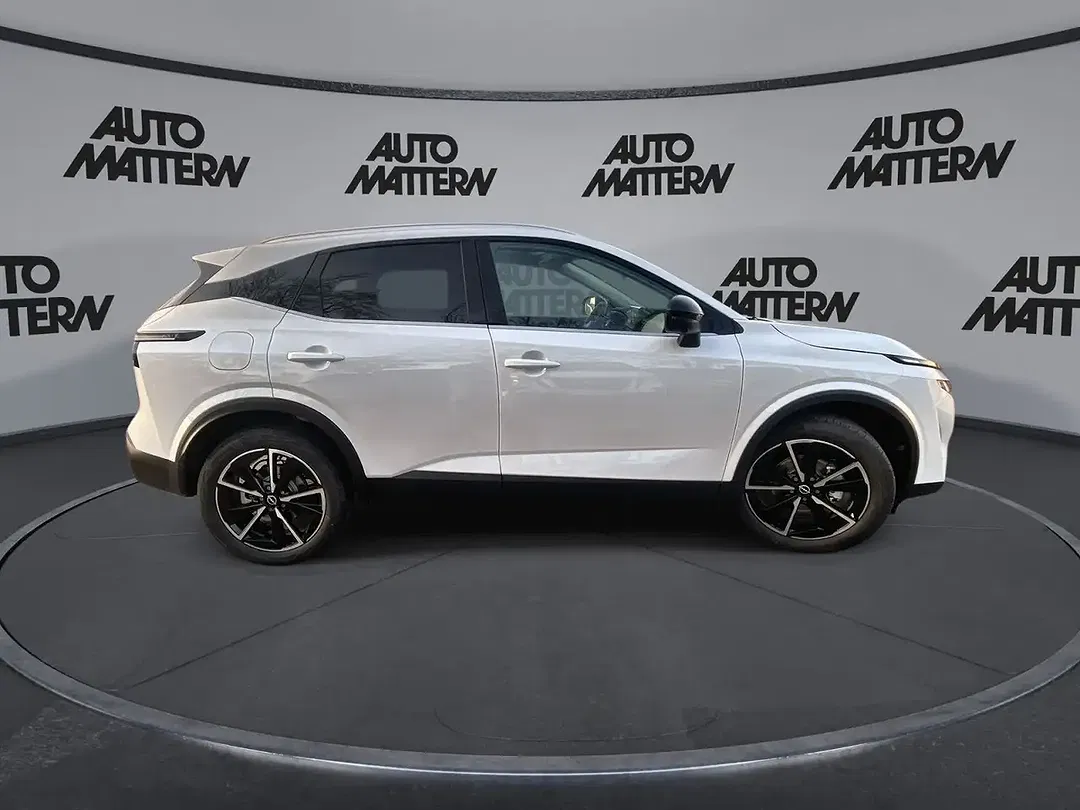 Nissan Qashqai - Thumbnail 9