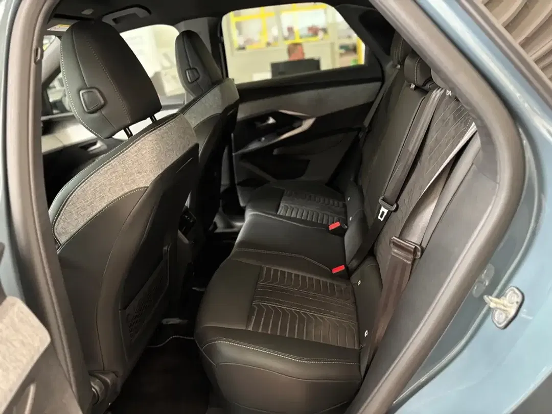 Peugeot 3008 - Thumbnail 11