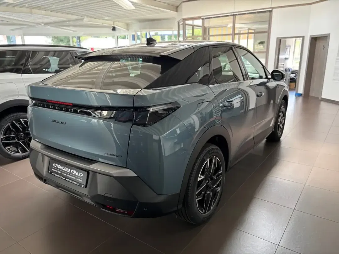 Peugeot 3008 - Thumbnail 4