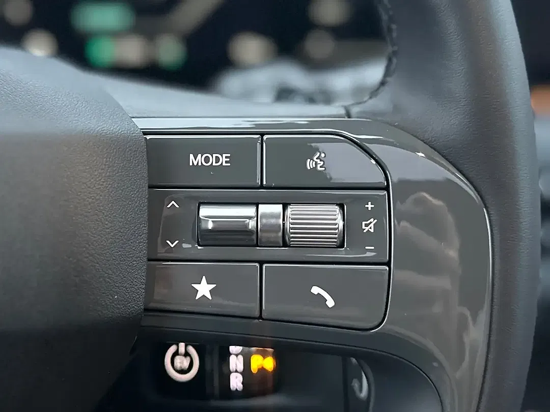 Kia EV9 - Thumbnail 10