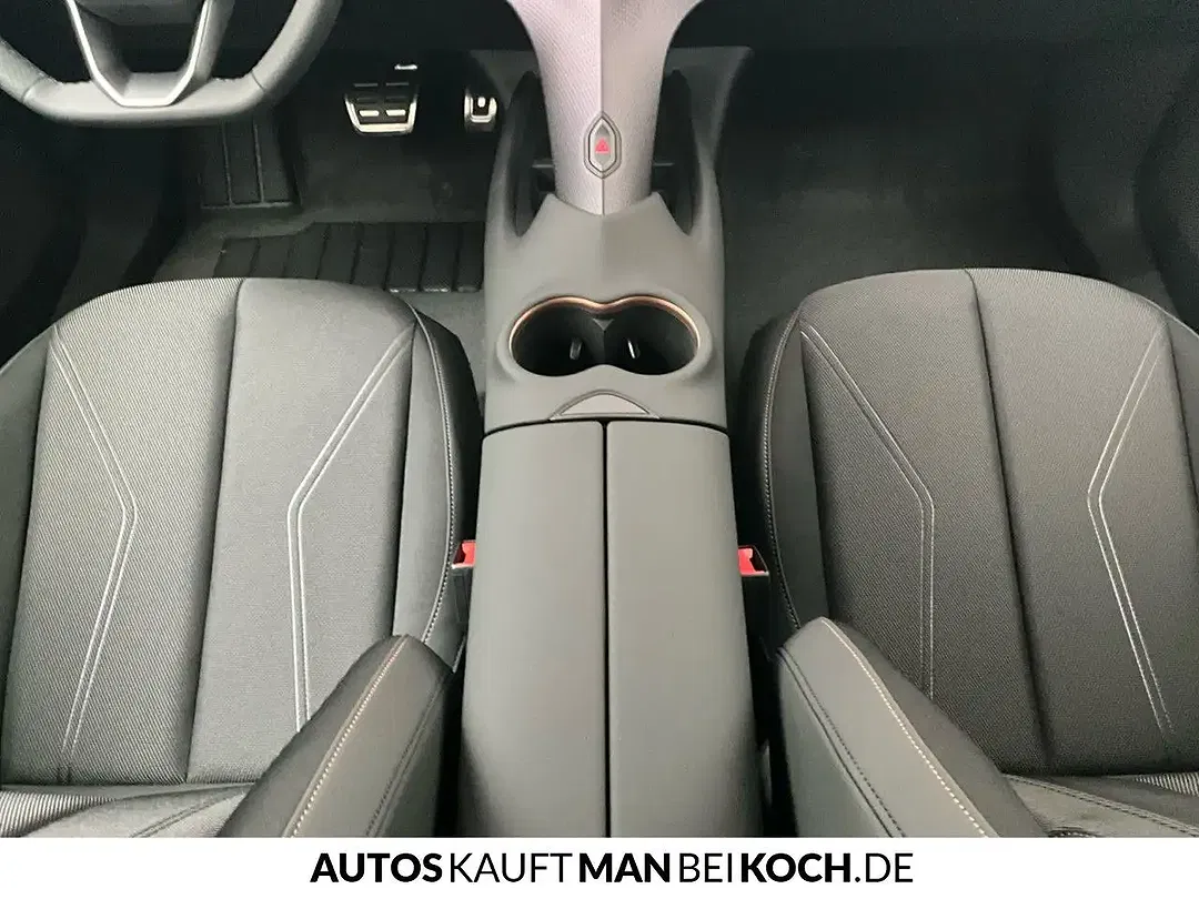 CUPRA Tavascan - Thumbnail 9