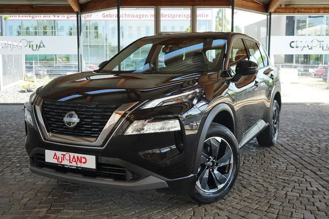 Nissan X-Trail - Thumbnail 1