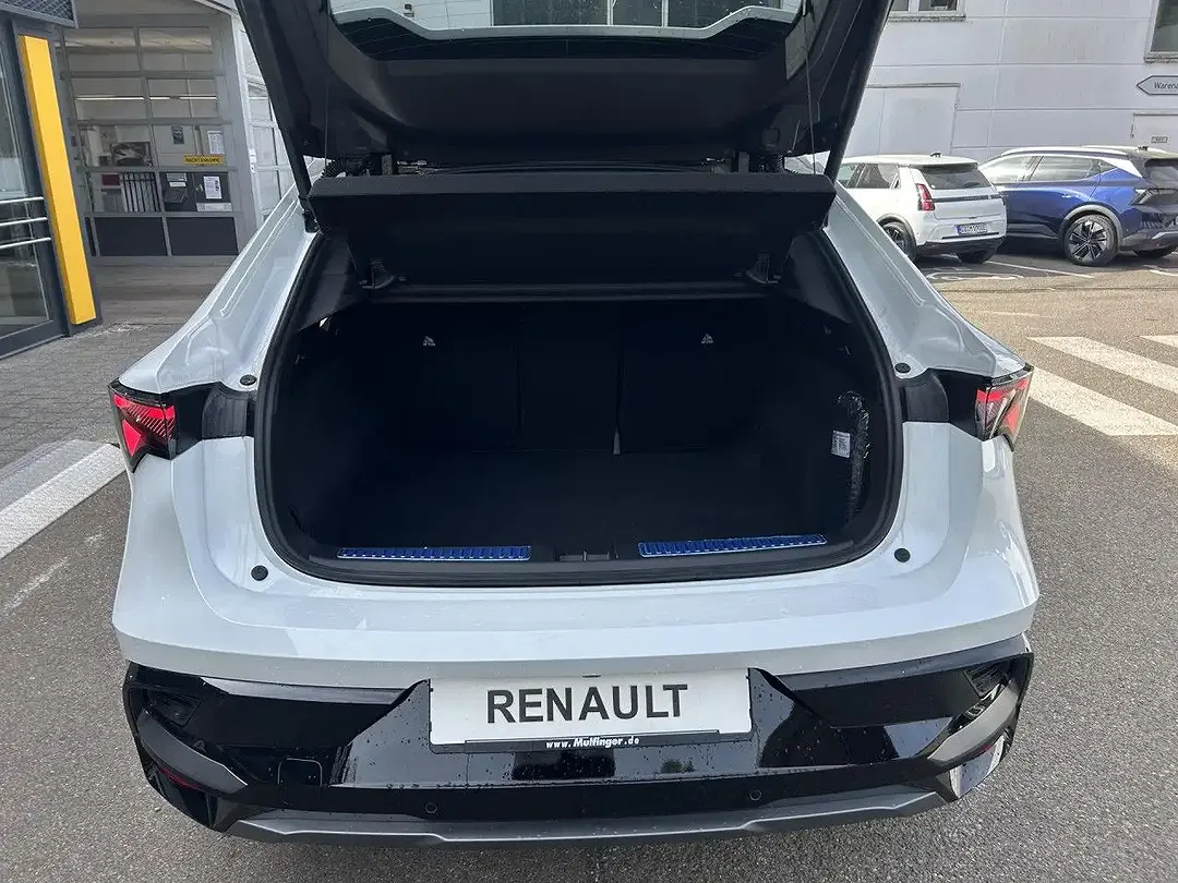 Renault Rafale - Thumbnail 9