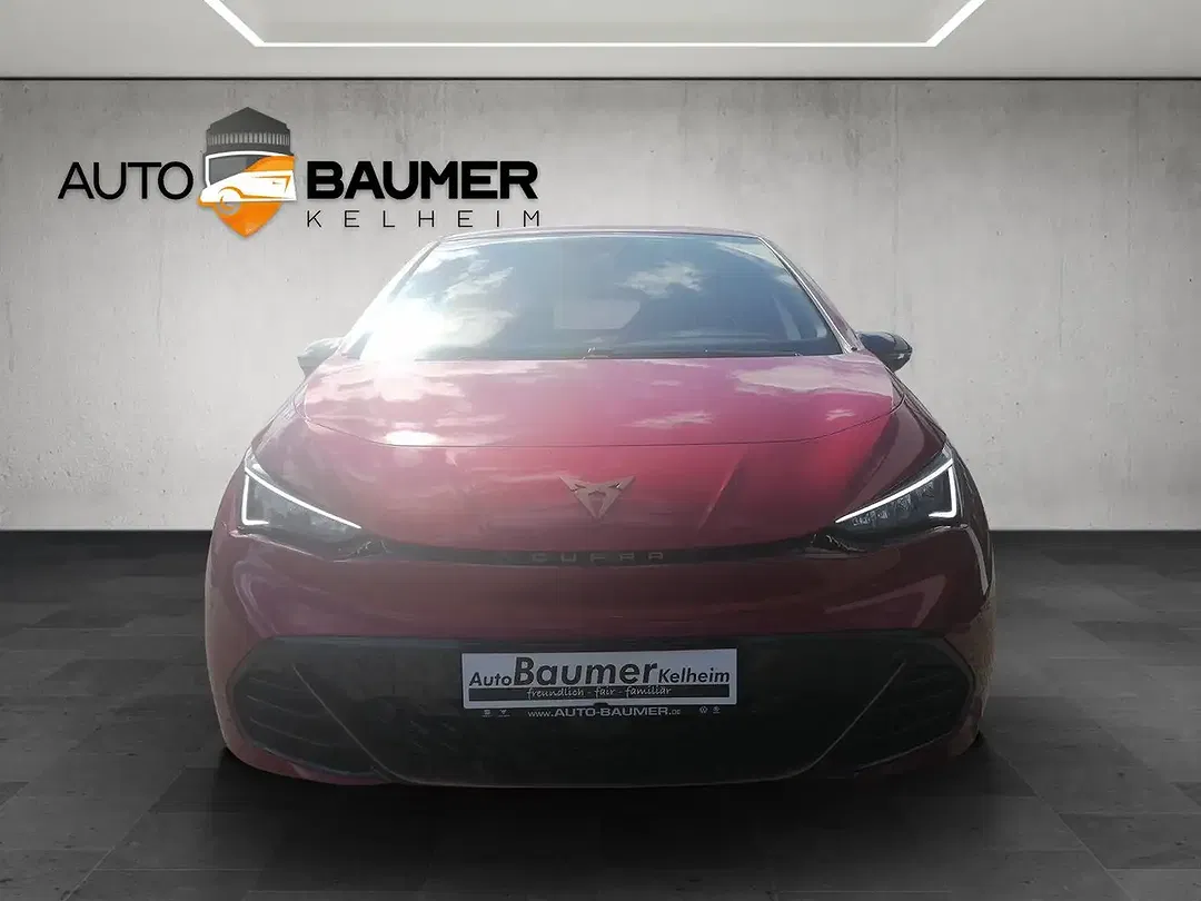 CUPRA Born - Thumbnail 2