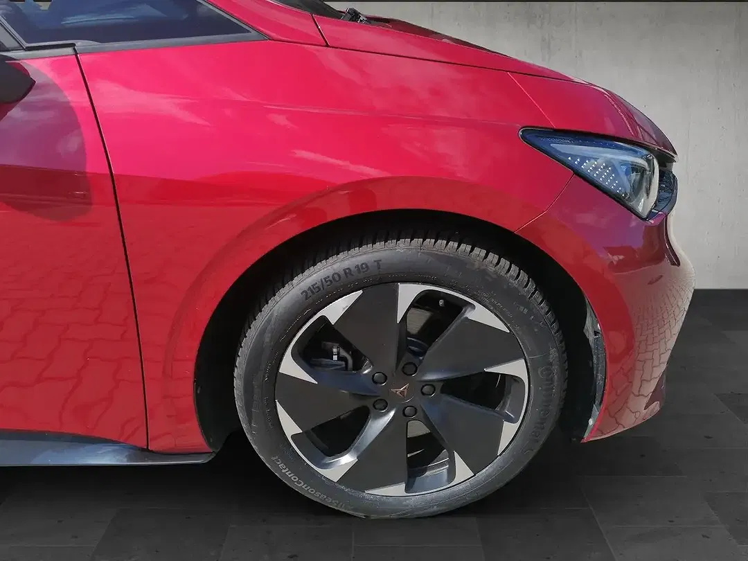 CUPRA Born - Thumbnail 8