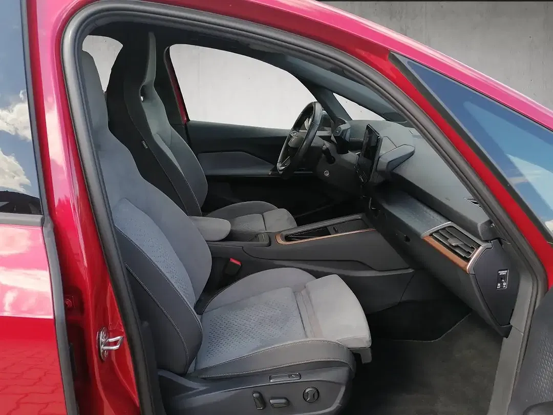 CUPRA Born - Thumbnail 9
