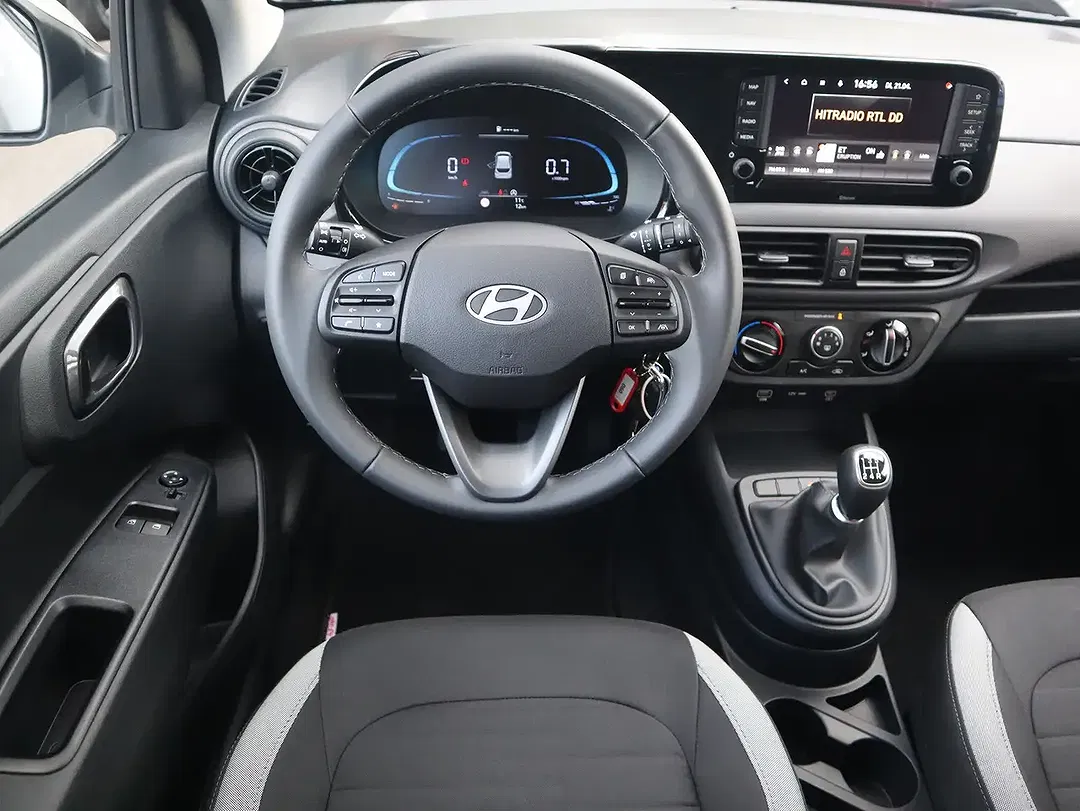 Hyundai i10 - Thumbnail 12