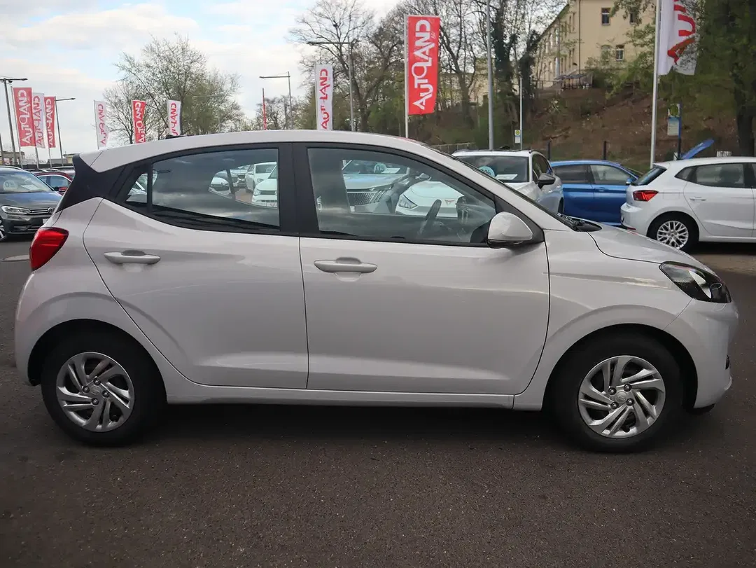 Hyundai i10 - Thumbnail 6