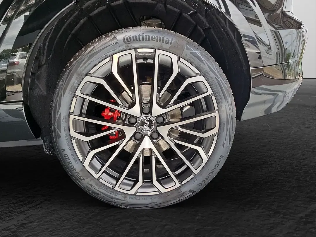 Audi Q3 - Thumbnail 4