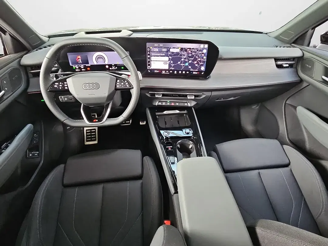 Audi Q3 - Thumbnail 7