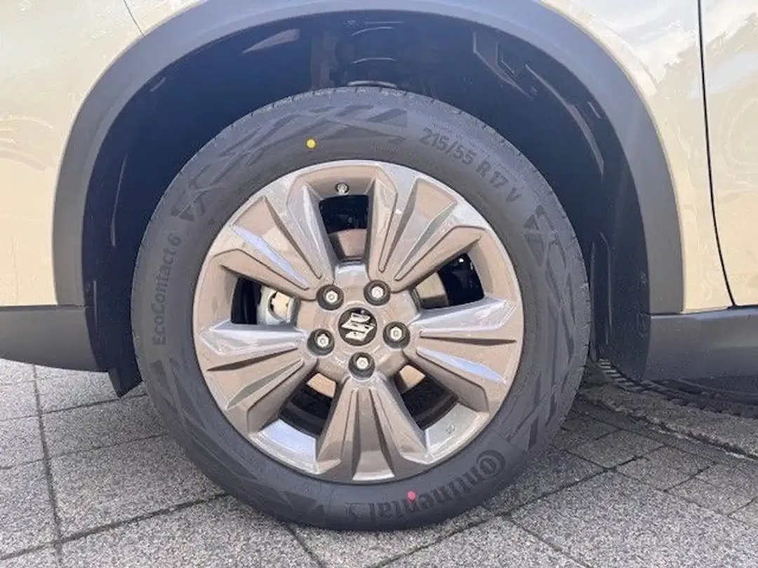 Suzuki Vitara - Thumbnail 15