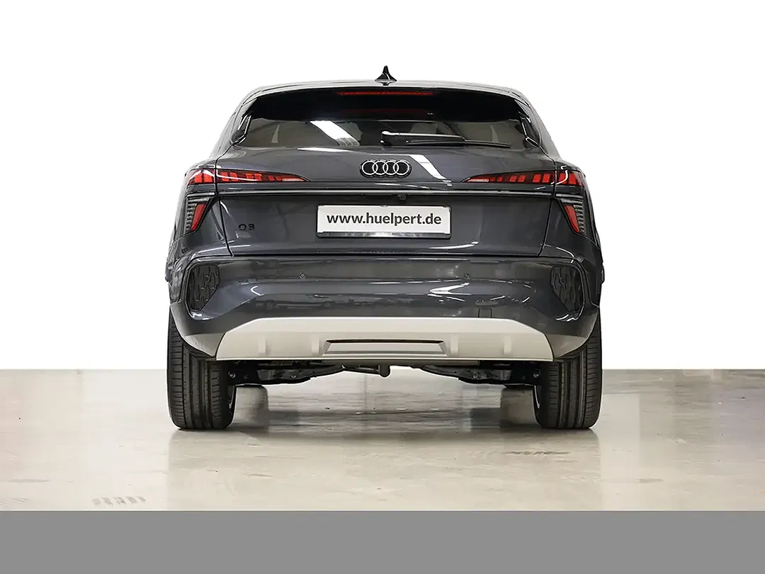 Audi Q3 - Thumbnail 4