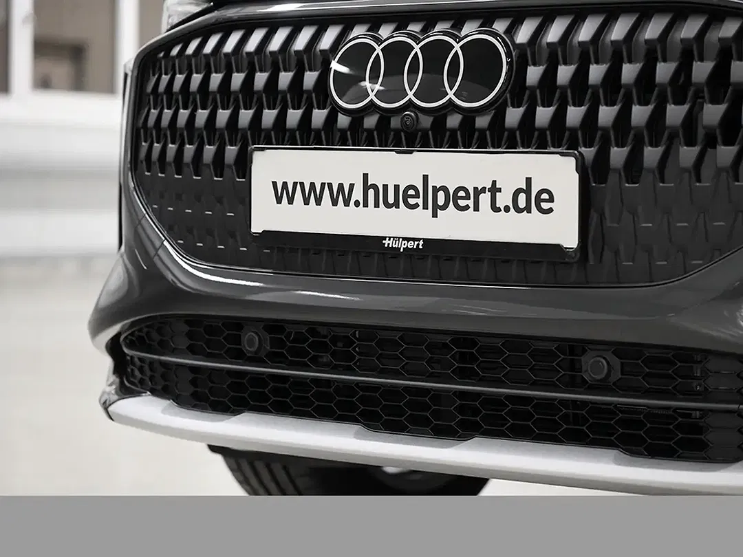 Audi Q3 - Thumbnail 6