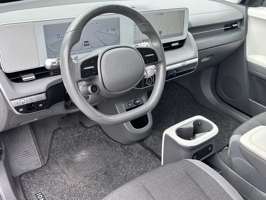 Hyundai IONIQ 5 - Thumbnail 14