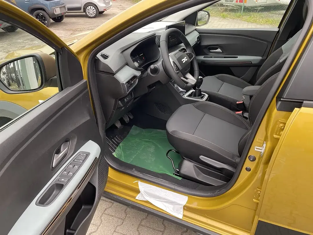 Dacia Sandero - Thumbnail 10