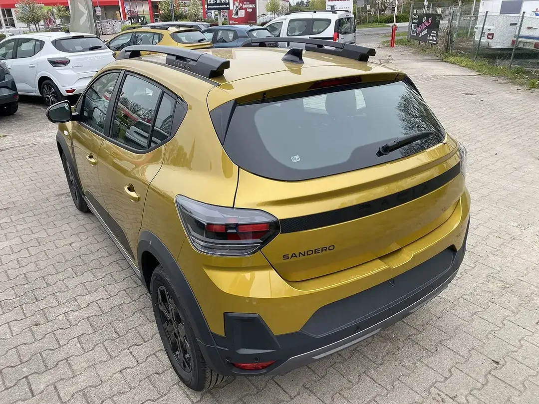 Dacia Sandero - Thumbnail 6
