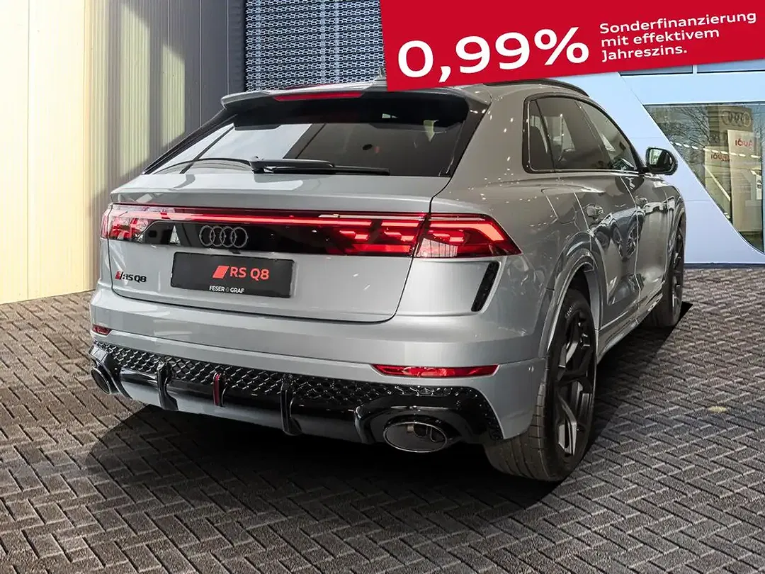 Audi RS Q8 - Thumbnail 7