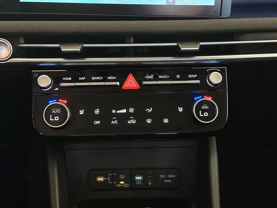 Hyundai TUCSON - Thumbnail 12