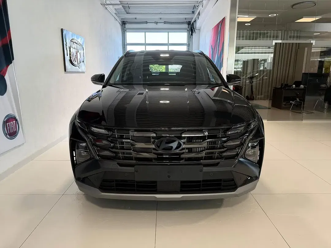 Hyundai TUCSON - Thumbnail 2