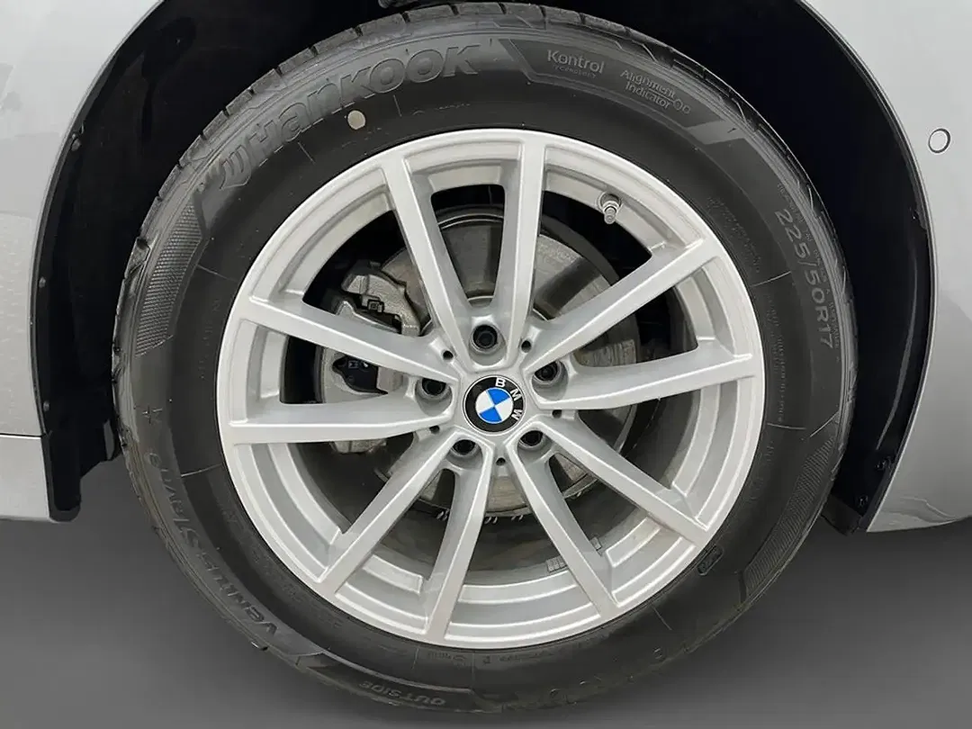 BMW 320 - Thumbnail 15