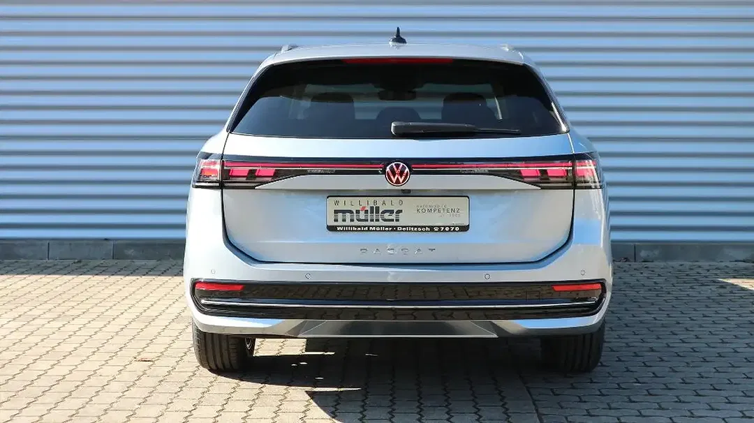 Volkswagen Passat Variant - Thumbnail 4